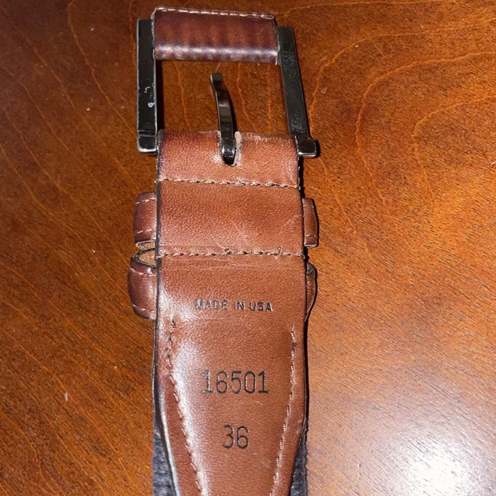 Men’s 36 Woven Elastic Stretch Belt with Silver Tone Buckle Brown Leather End